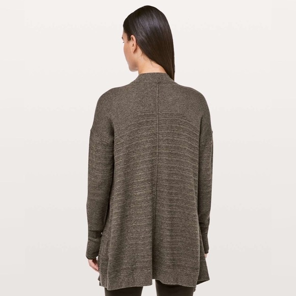 Lululemon | Find Your  Calm Wrap - Picture 6 of 10